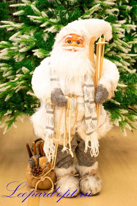Декоративная фигура «Санта Клаус в шарфе с лыжами»