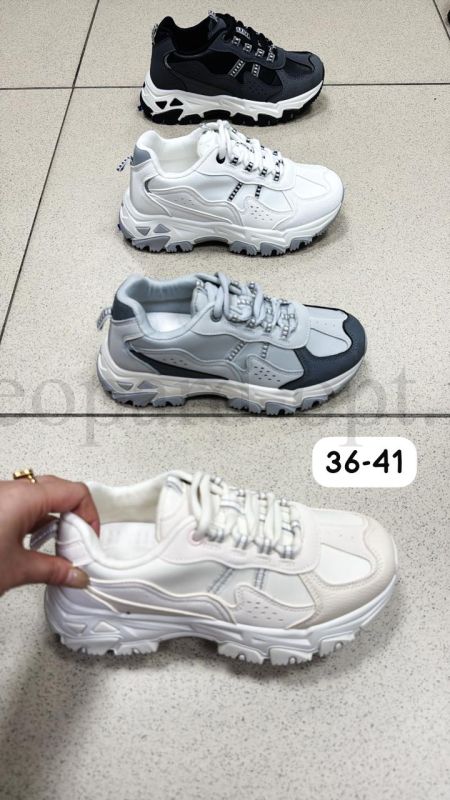 Кроссовки женские Meitesi 002