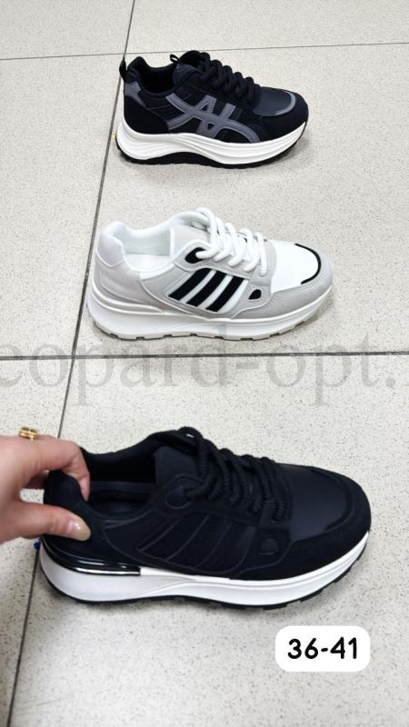 Кроссовки женские Meitesi 002